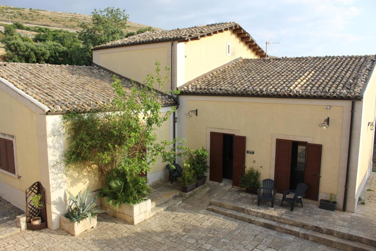 Agriturismo Tenuta Margitello Комизо Экстерьер фото