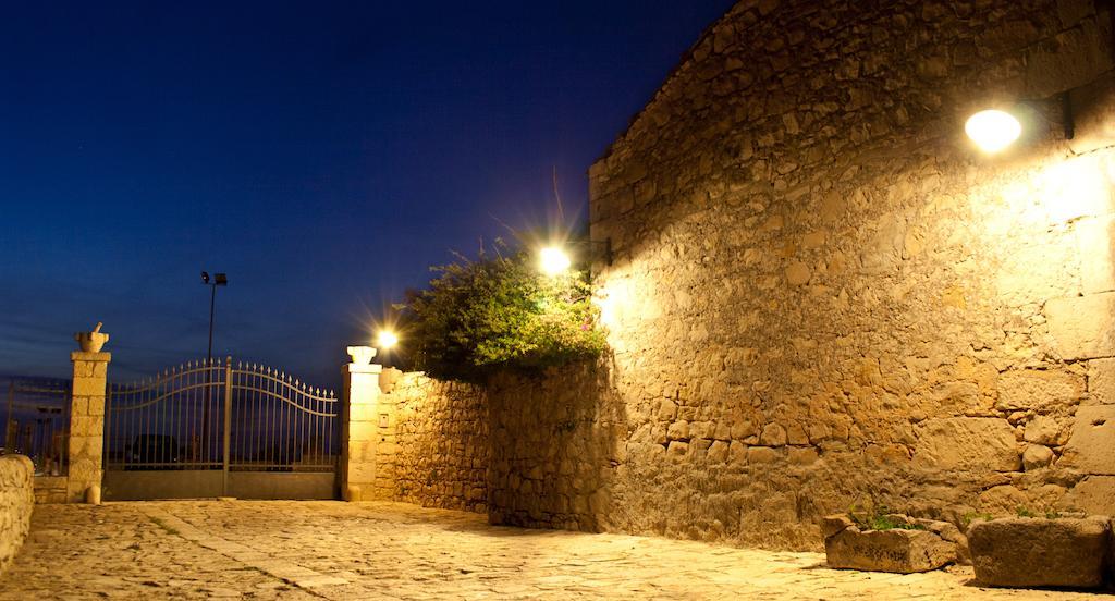 Agriturismo Tenuta Margitello Комизо Экстерьер фото